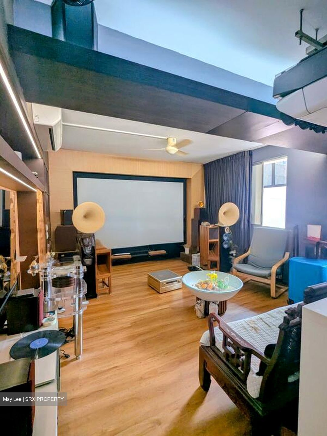 Blk 230J Tampines Street 21 (Tampines), HDB Executive #486295161